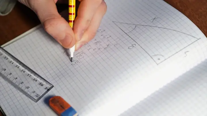 Исследуем неравенства в треугольнике и прямоугольный треугольник (из ...