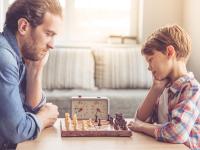 Изображение-заглушка для вебинара Шахматы для детей и взрослых: учимся играть вместе с младшими школьниками