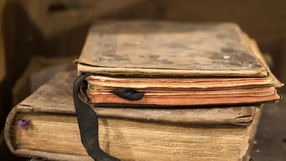 Метод проектов в изучении предметов гуманитарного цикла. «От богов – к человеку» (на материале средневековых текстов)
