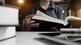 Новый учебно-методический комплекс по курсу «Право» издательства «Интеллект-Центр», включенный в ФПУ, и тенденции развития правового образования в средней школе