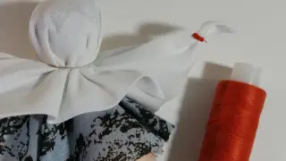 Народные куклы из лоскутков и ниток для самых маленьких и не только. Играем, развиваем, воспитываем