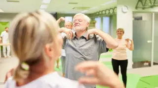ФИТНЕС 50+: важные правила и полезные упражнения