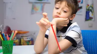 Двигательные приемы в работе с детьми с выраженными индивидуальными особенностями
